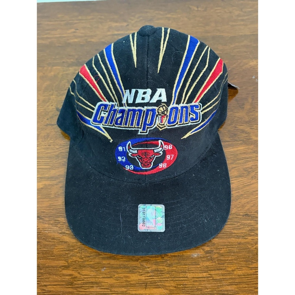 Vintage Chicago Bulls‎ Hat Strap Back One Size Black NBA Starter Champions 1998